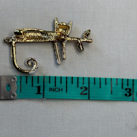 Lazy Kitty Cat Lounging on a Branch Brooch Pin Enamel Quirky Artsy Cat Lover* - Picture 4 of 5
